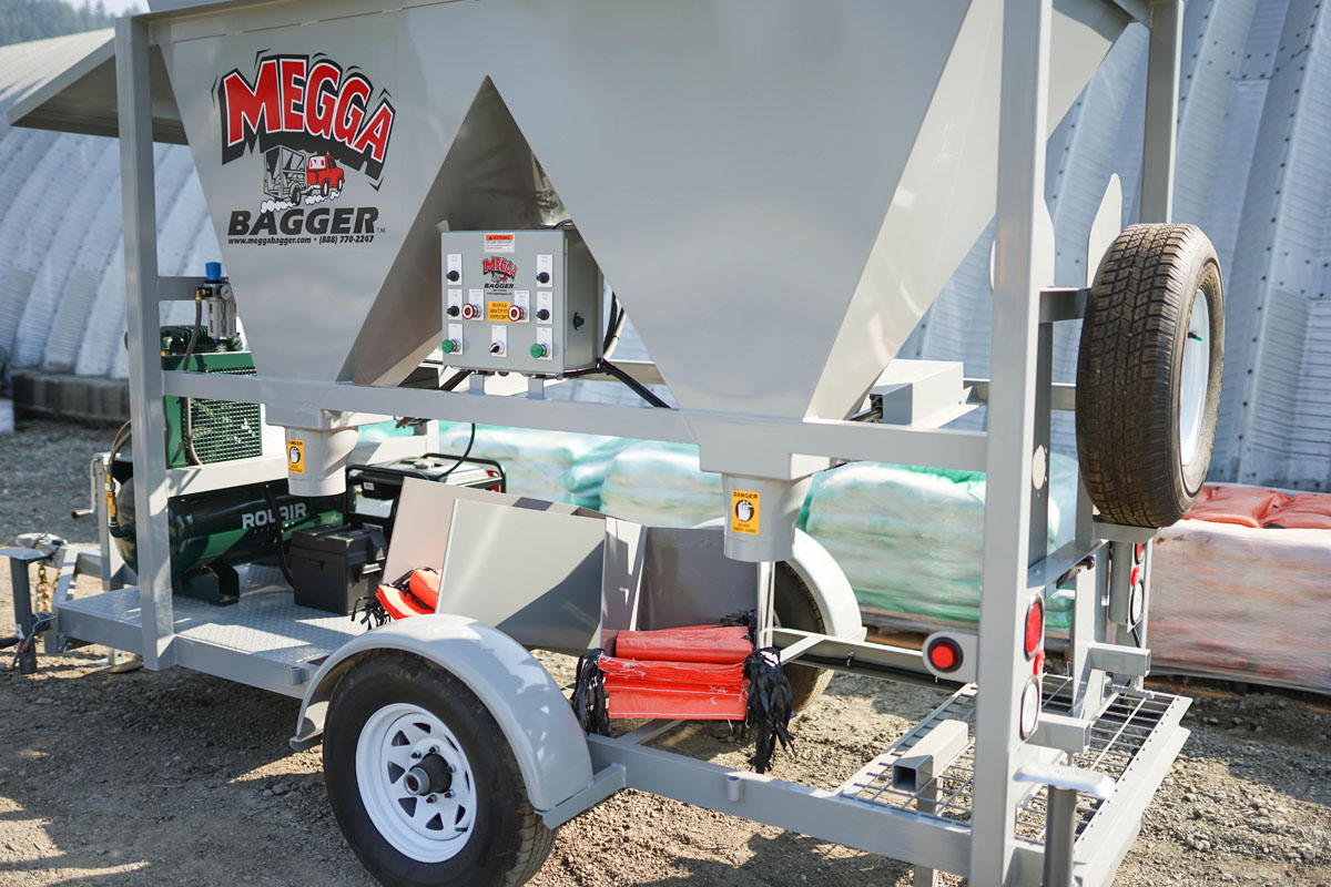 Automatic Sandbag Filling Machine The Bag Lady, Inc.